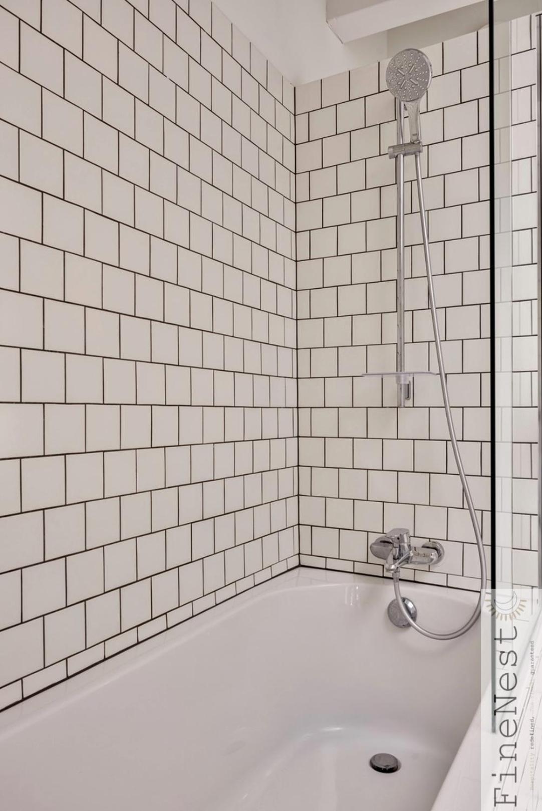 Loft 3 Chambres "Bueren" - Parking - Au Centre De Liege By Finenest Екстериор снимка